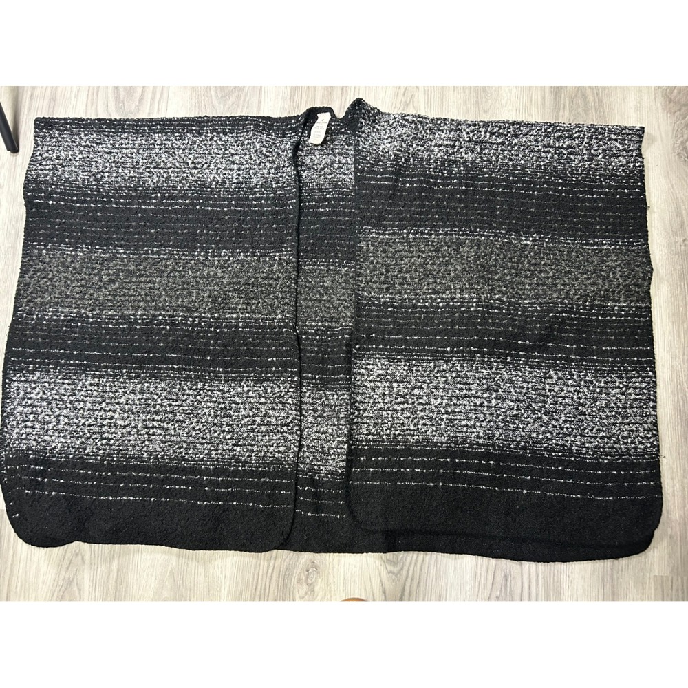 Woolrich Womens Ombre Striped‎ Boucle Knit Poncho Wrap Polyester OS Black Grey